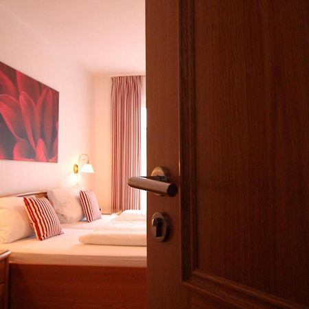 פריזוייטה Hotel Waldgasthof Schoening חדר תמונה