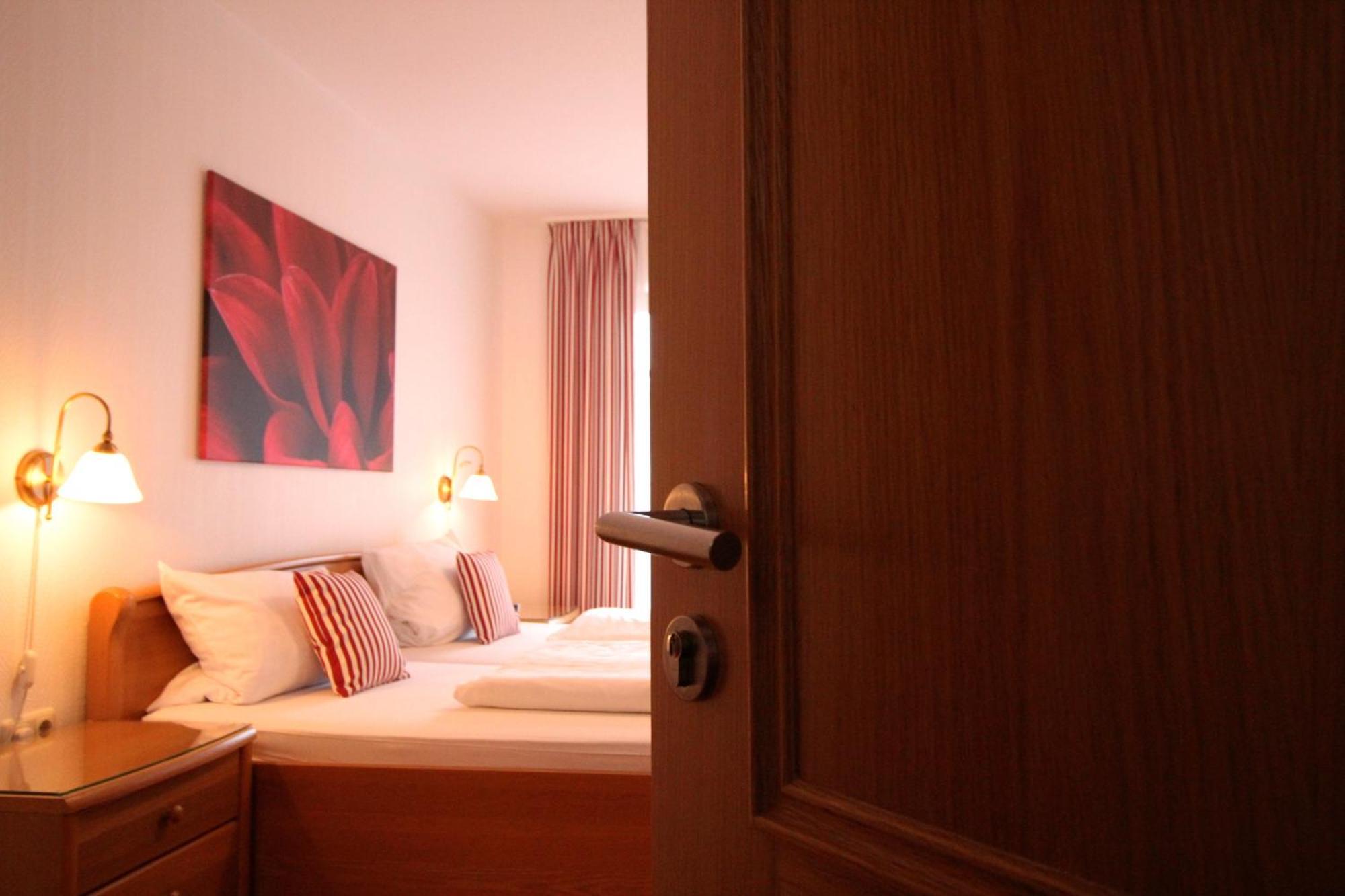 פריזוייטה Hotel Waldgasthof Schoening חדר תמונה